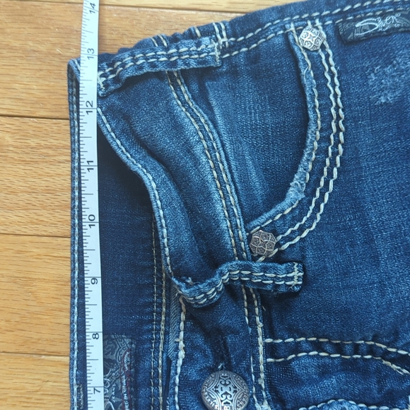 Silver Jeans Suki Jean Shorts - Picture 7 of 10